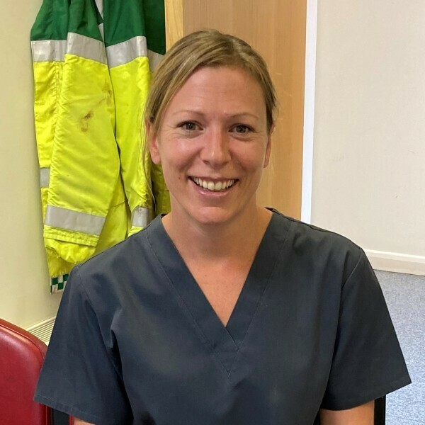 Dr Sarah Dickinson